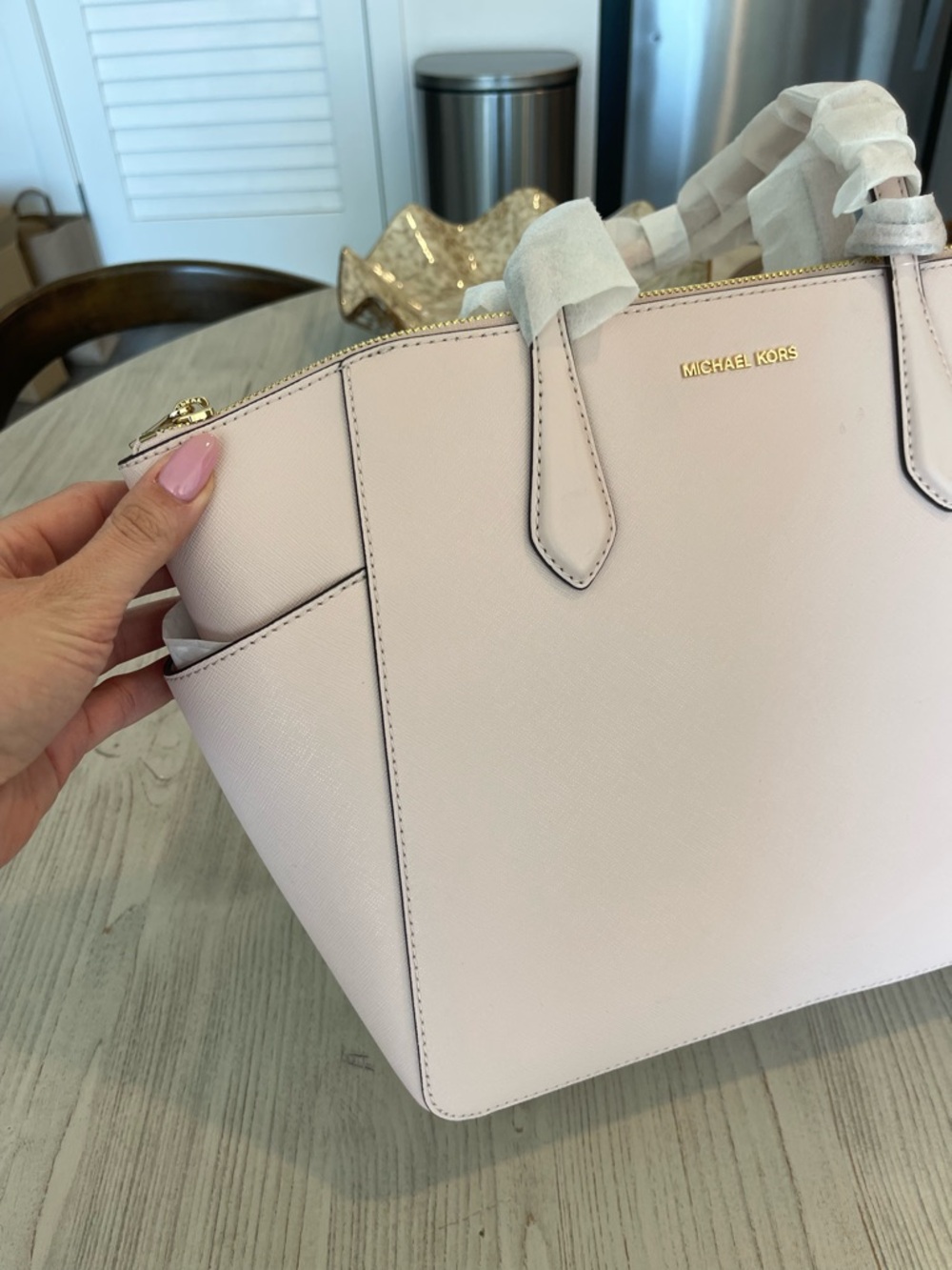 MICHAEL KORS Marilyn Medium Saffiano Leather Tote Bag - Picture 8 of 13